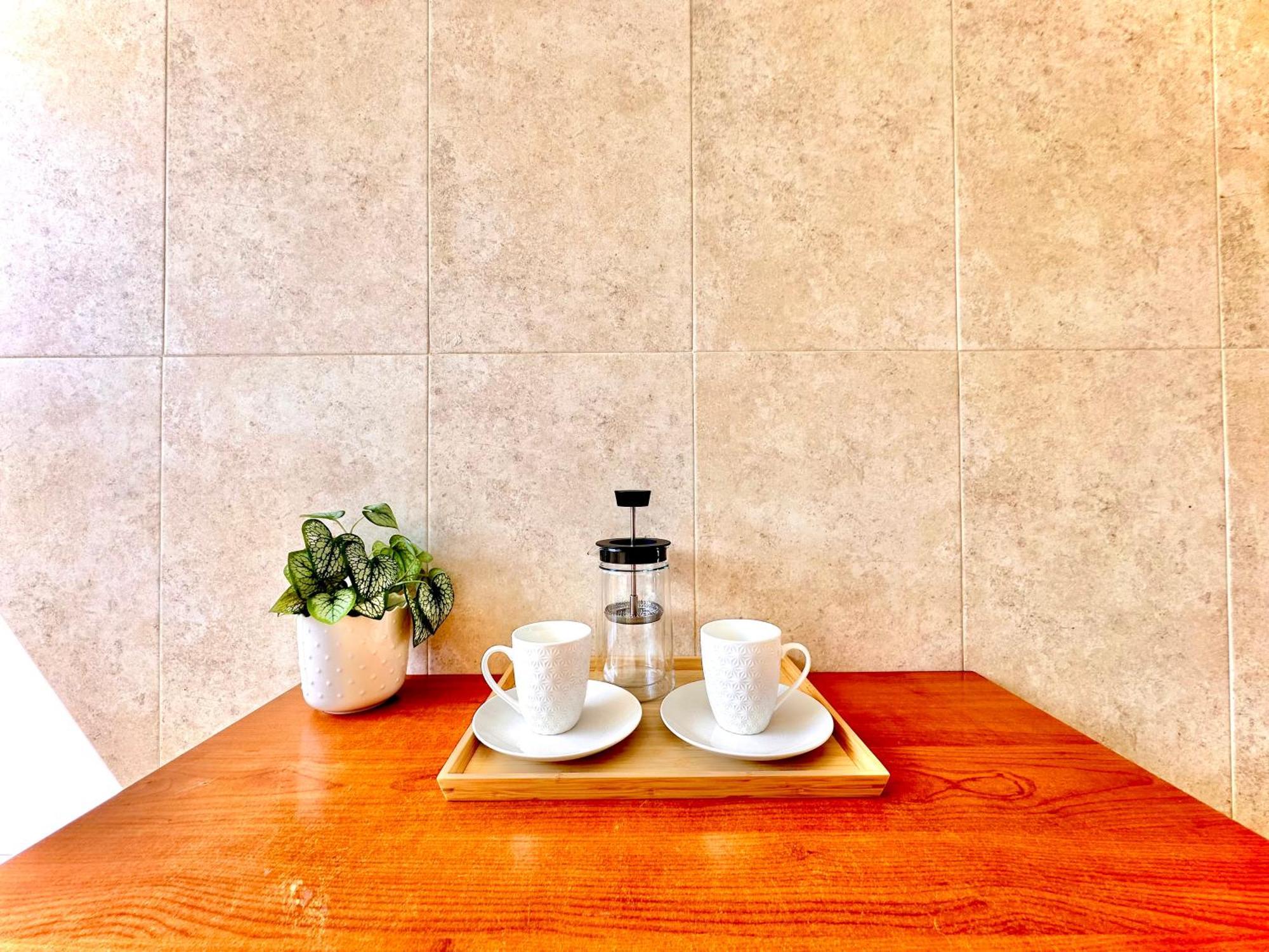 Apartamentos J&K Torremolinos Kültér fotó