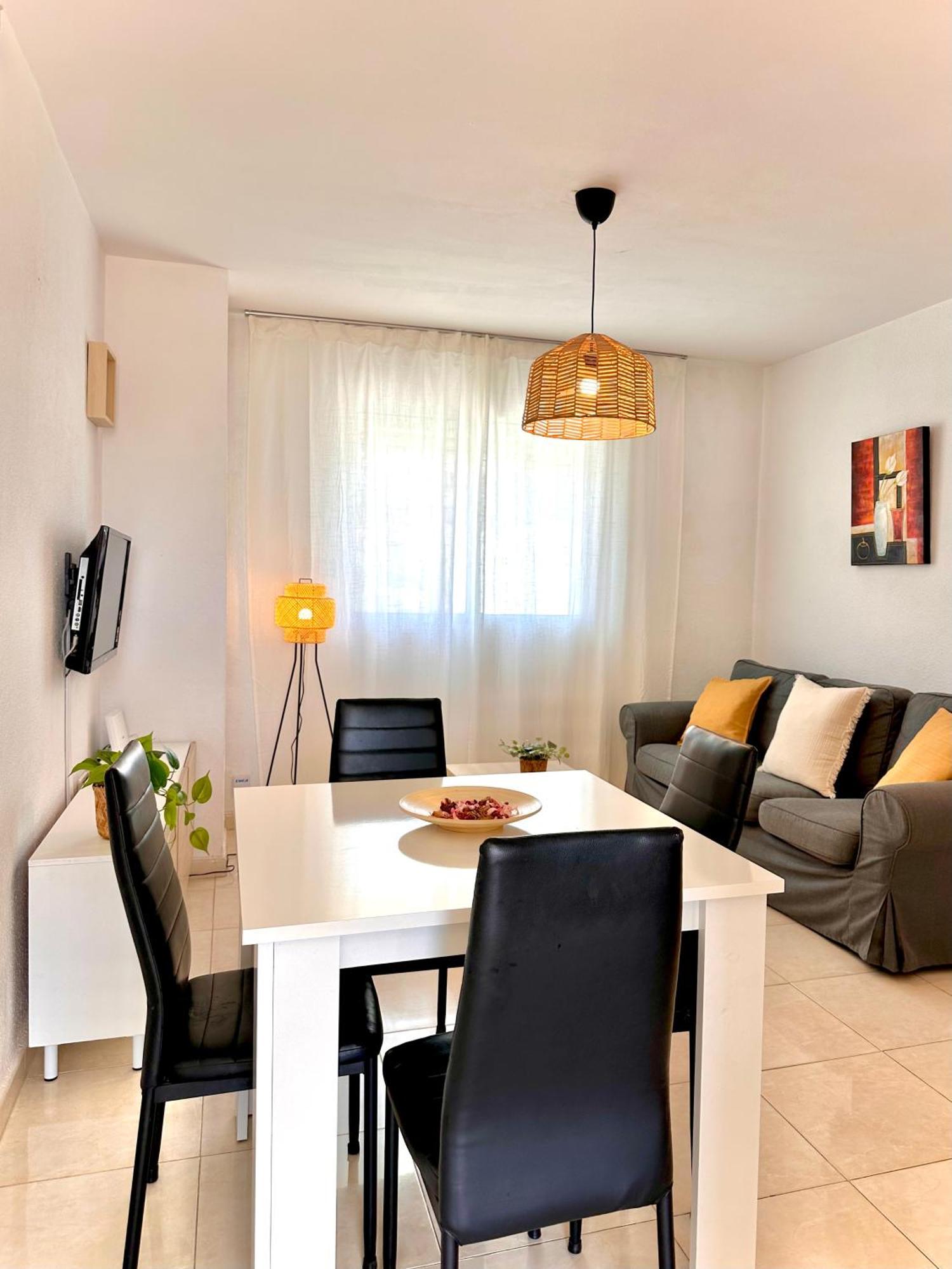 Apartamentos J&K Torremolinos Kültér fotó