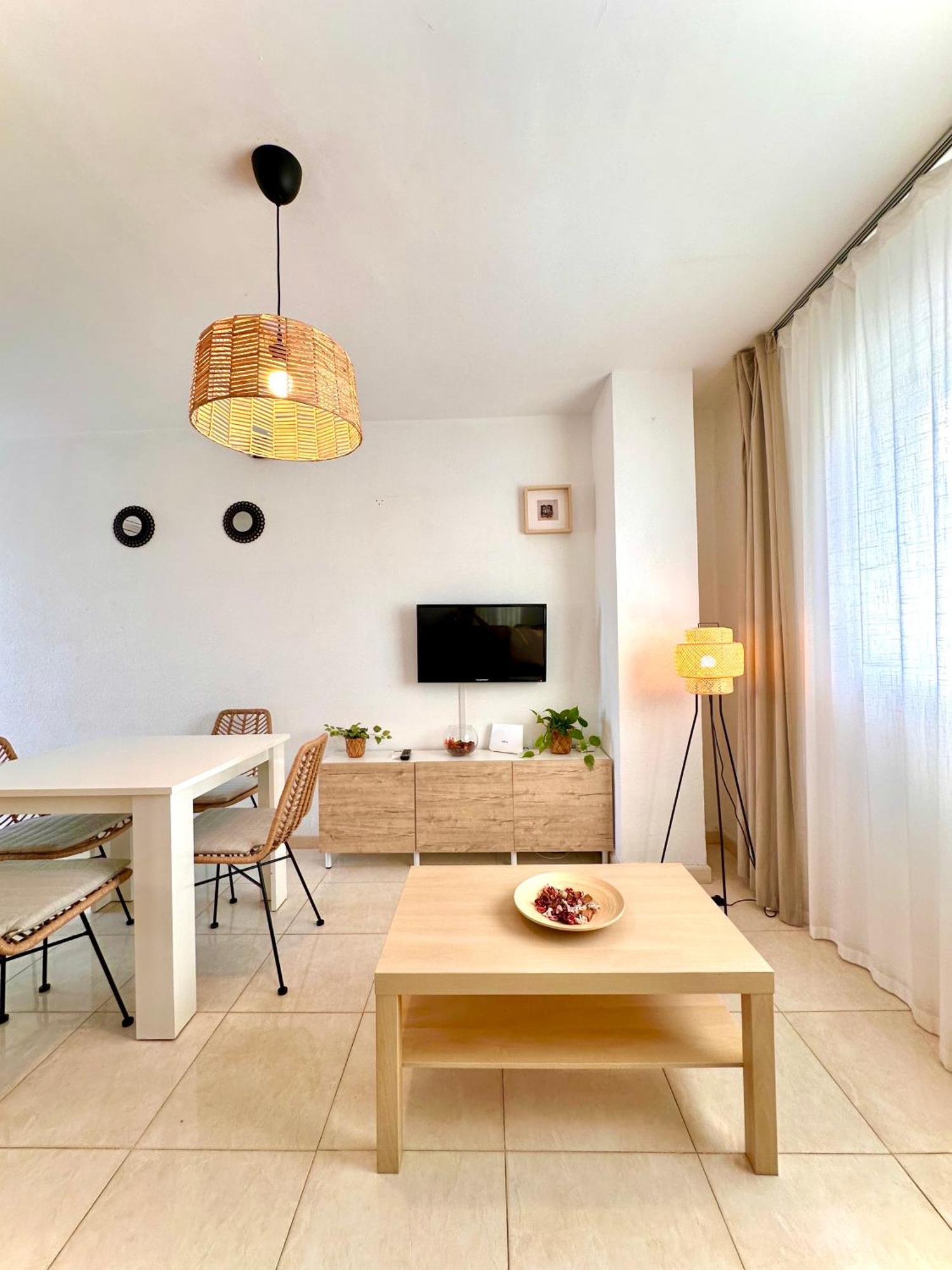 Apartamentos J&K Torremolinos Kültér fotó